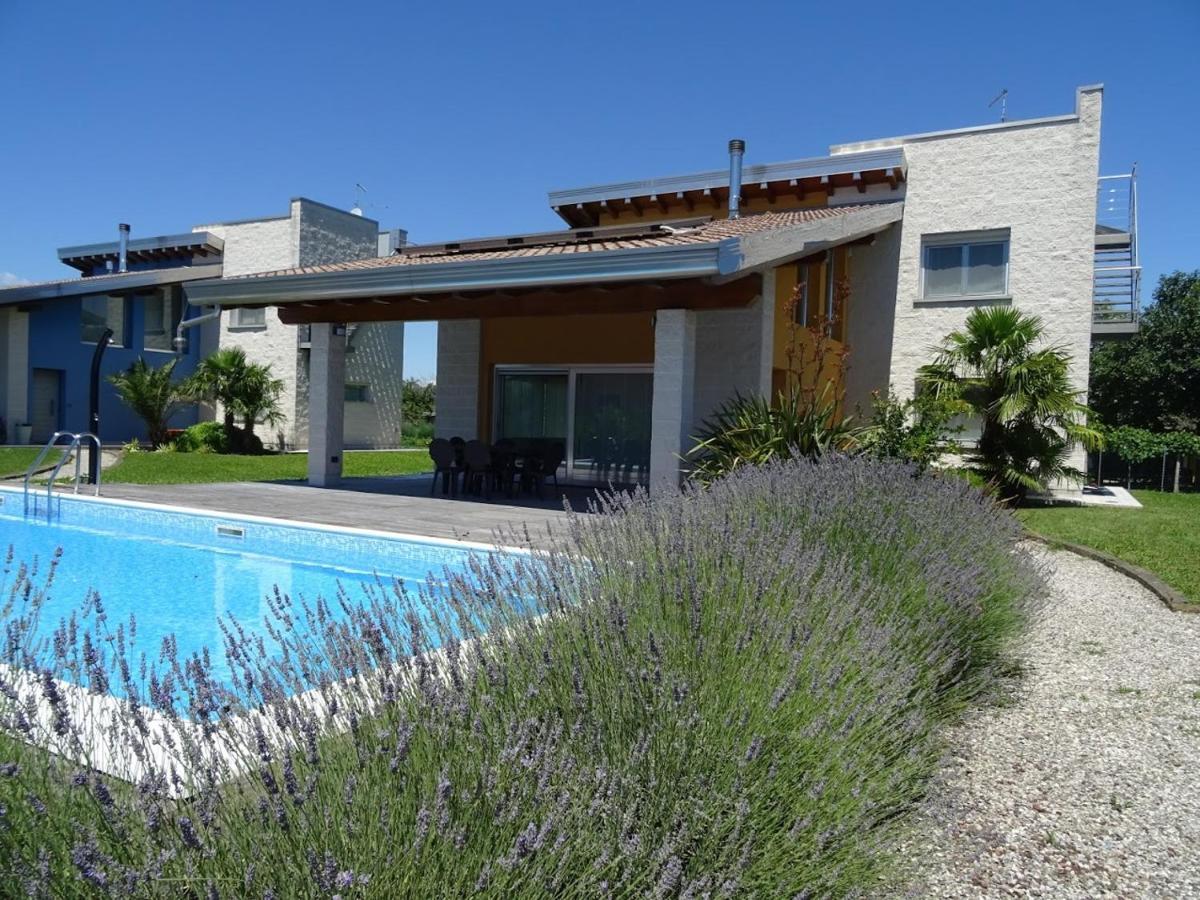 Villa Ocra Lignano Sabbiadoro Exterior photo